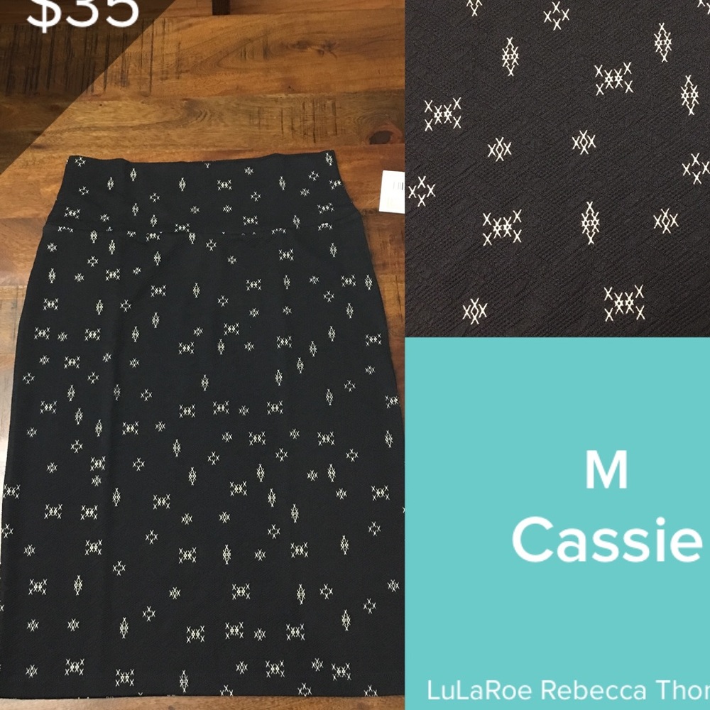 LuLaroe M Cassie skirt
